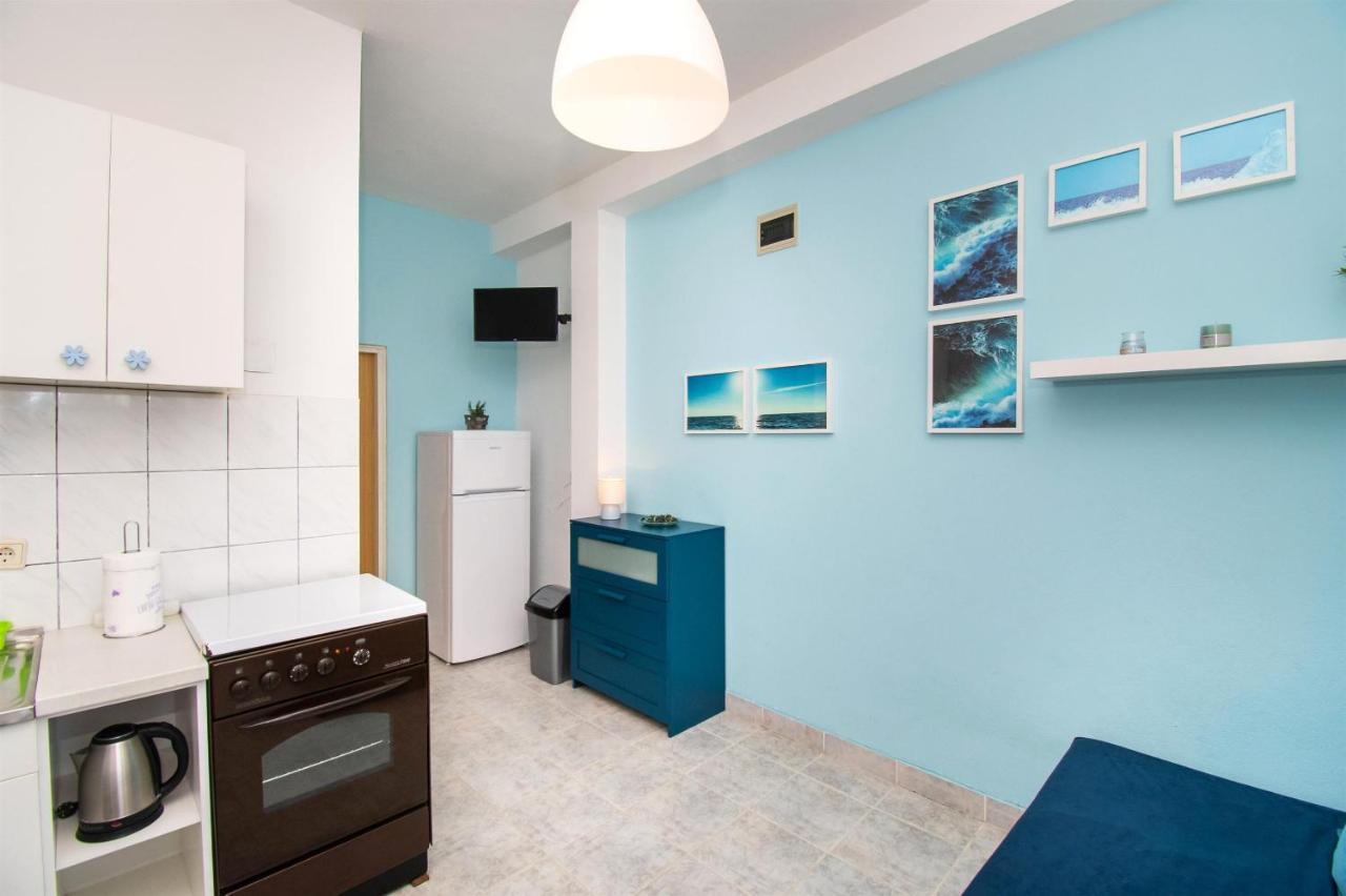 Apartments Dijana Pakoštane 外观 照片